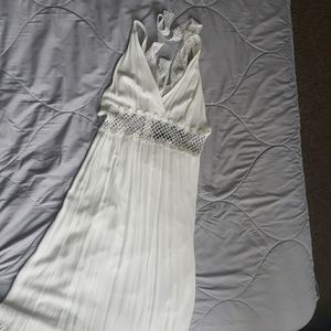Maxi white dress w/lace